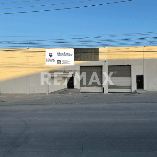 BODEGA  de 1,538.90 m² en la CIENEGA