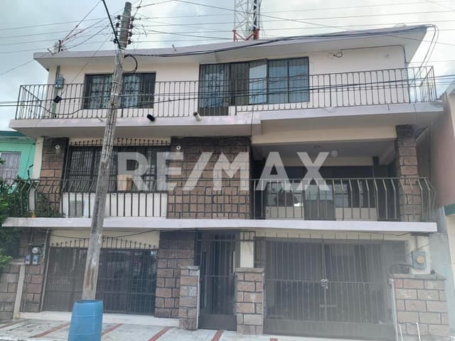 CASA EN RENTA