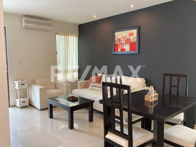 Venta de departamento amueblado en Montebello 25