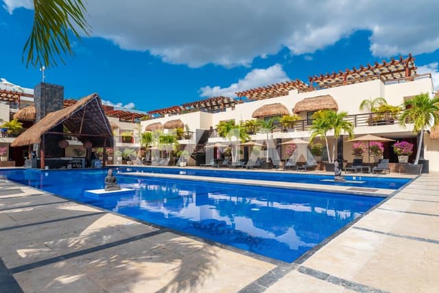 Turnkey 2-Bedroom Condo for Sale in Playa del Carmen – Perfect for Vacation Rentals