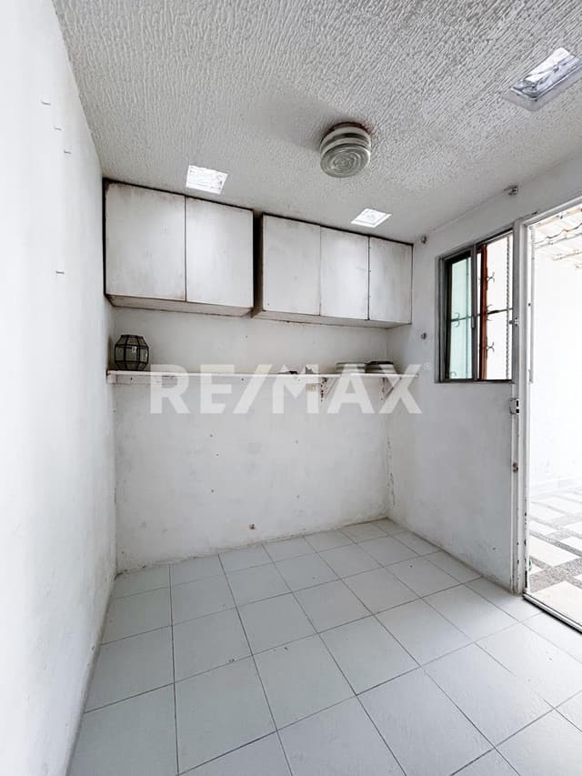 CASA EN VENTA FRACC. BUGAMBILIAS XALAPA