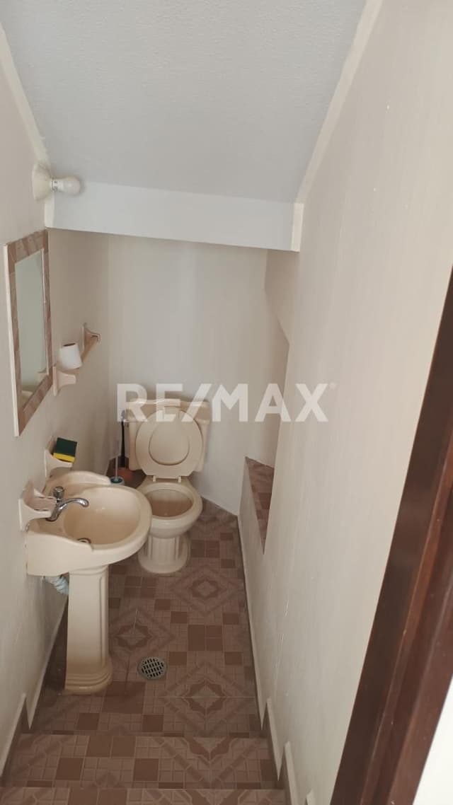 CASA EN VENTA ZONA DE ORO II CELAYA