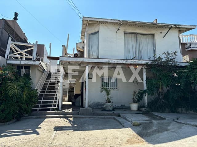 Casa en Venta en C. Manuel M. Flores, La Mesa, Tijuana, B.C.