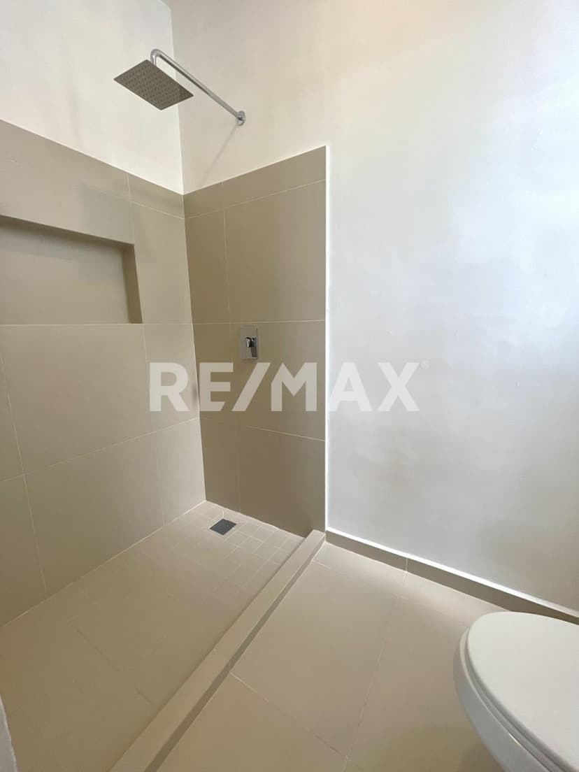 CASA EN VENTA EN CONKAL