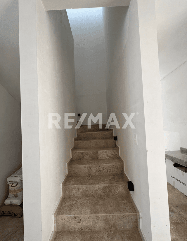 CASA EN VENTA EN PRIVADA RESIDENCIAL DE CONKAL
