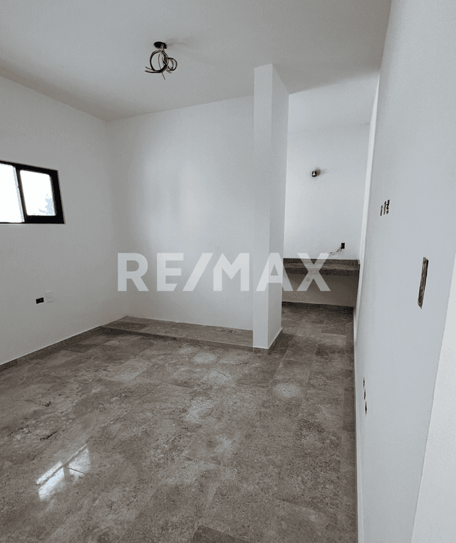 CASA EN VENTA EN PRIVADA RESIDENCIAL DE CONKAL