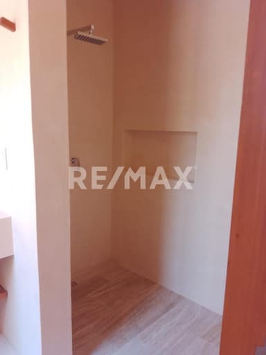 property image preview0