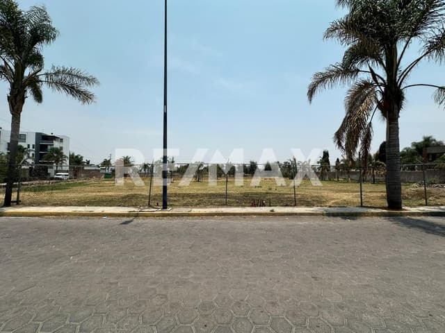 Venta de Terreno Comercial en San Francisco Acatepec
