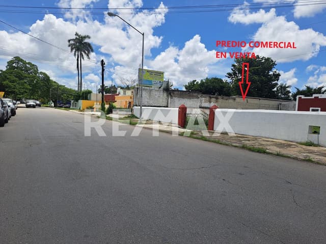 Terreno en venta en Av. Cupules a 2 minutos del centro de congresos, Mérida