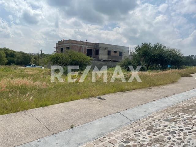 TERRENO EN VENTA EN JURIQUILLA