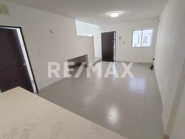 SE RENTA CASA EN SEGOVIA RESIDENCIAL