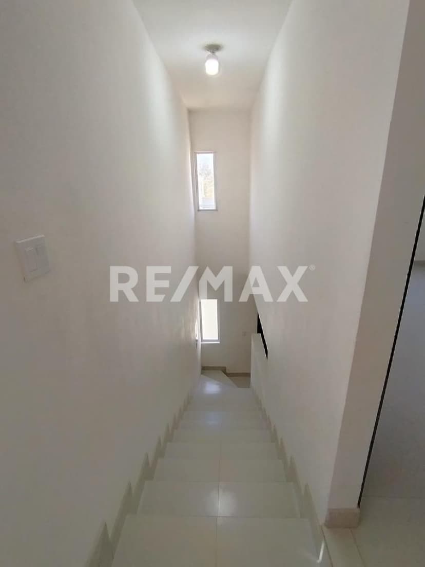 SE RENTA CASA EN SEGOVIA RESIDENCIAL