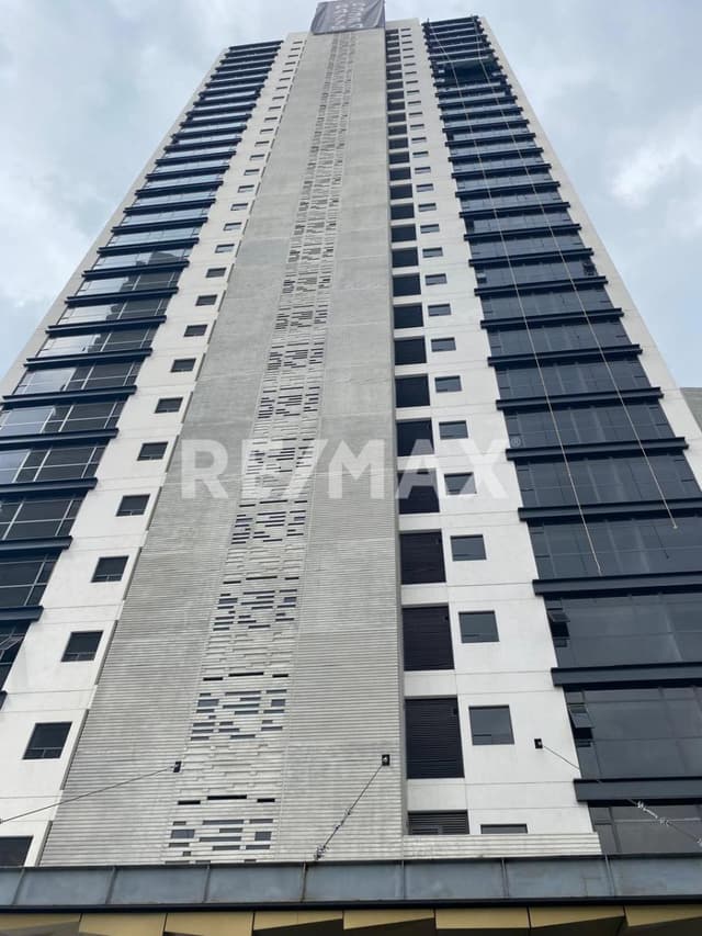 Departamento en Venta en Lomas Country Club 