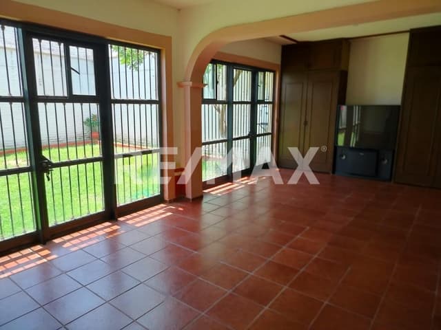 Casa estilo colonial en Canteras de San José