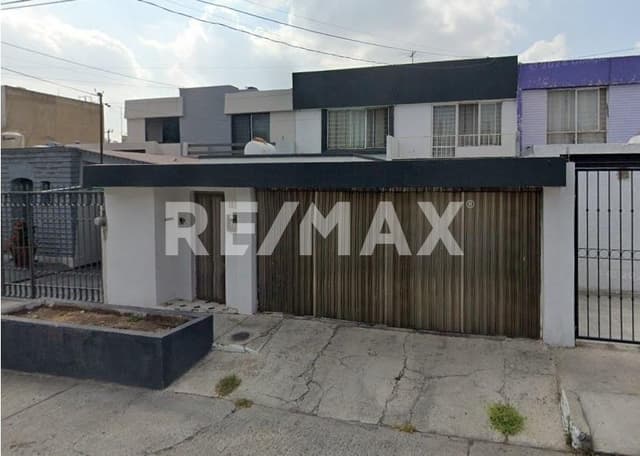 CASA PARA REMODELAR EN LA CALMA