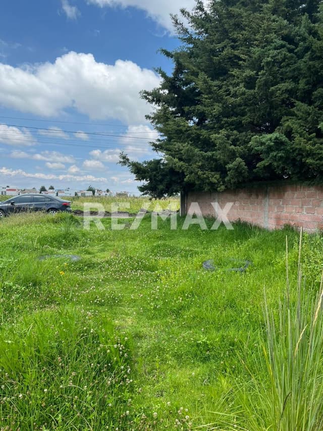 Terreno en Venta en Ejido de San Miguel Totocuitlapilco, Metepec 