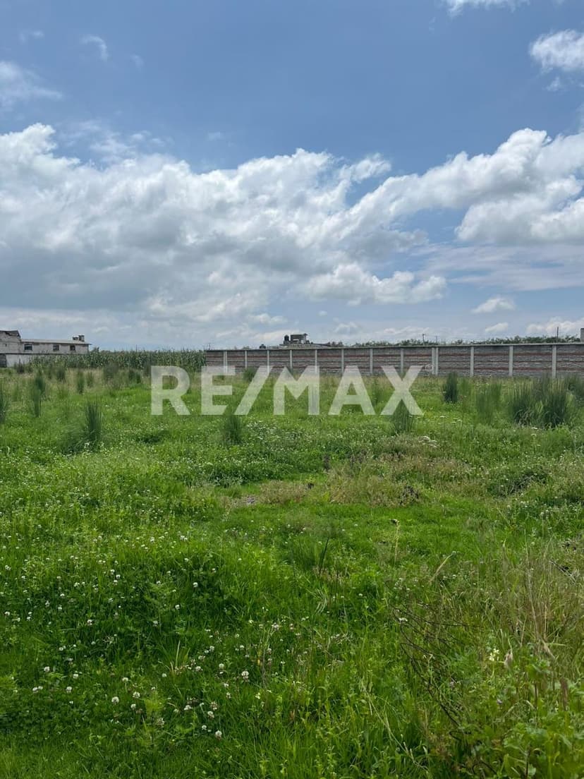 Terreno en Venta en Ejido de San Miguel Totocuitlapilco, Metepec 