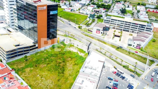 Terreno en Venta Lateral Atlixcáyotl