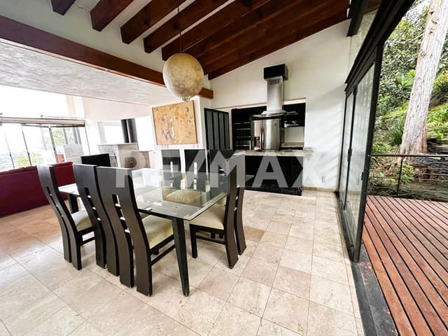 Casa Renta con super vista al Lago de Valle de Bravo