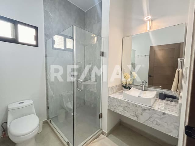 CONDOMINIO EN RENTA EN ESTRELLA DEL MAR