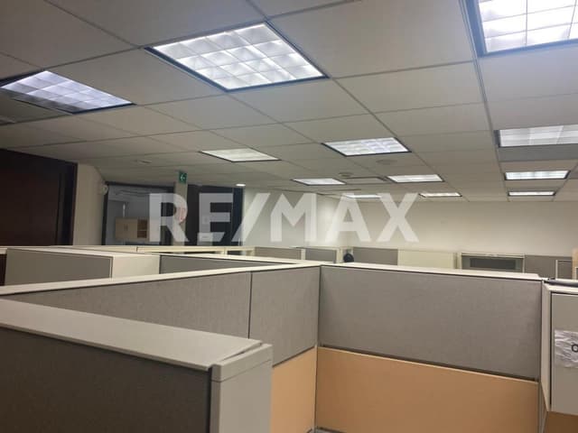 Oficina Amueblada en Renta Torre Omega, Polanco