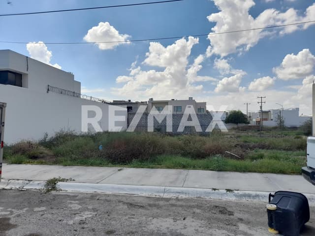 TERRENO EN VENTA EN LAS QUINTAS 