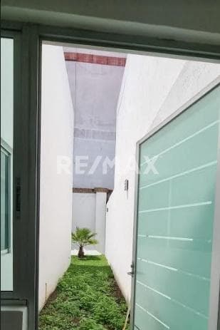 property image preview0