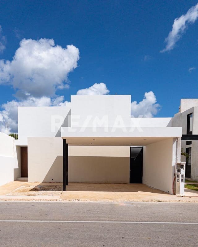 CASA EN VENTA EN CONKAL