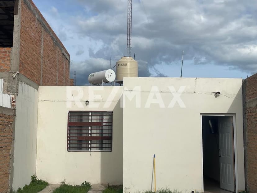 Casa de una planta en venta en Rancho San Miguel