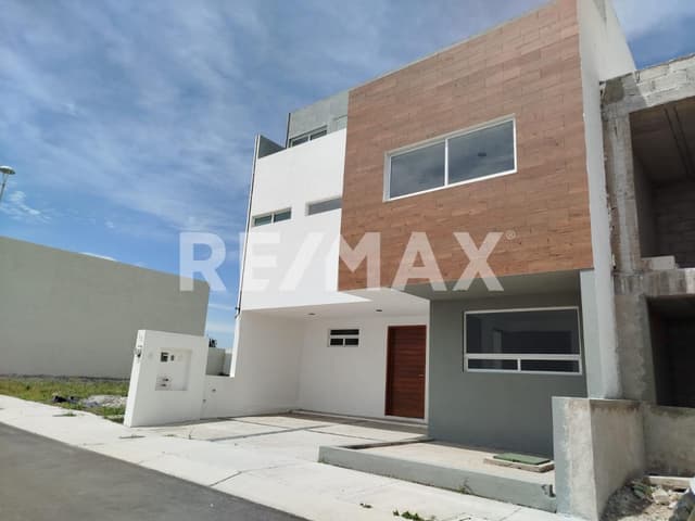 CASA VENTA ZAKIA