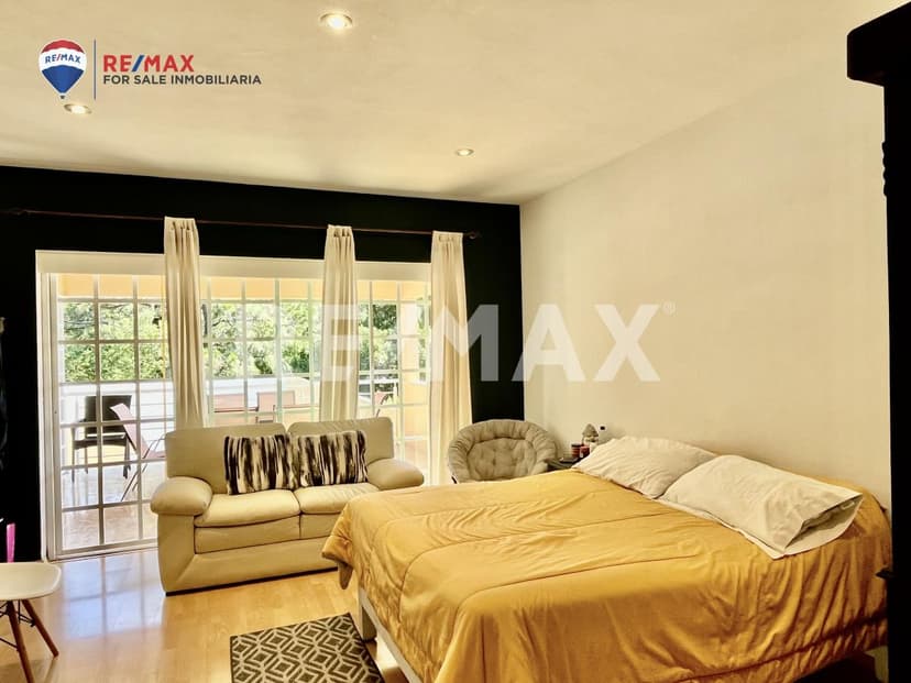 Venta de casa dentro del Fracc. Real Tetéla en Cuernavaca, Morelos...Clave 5210