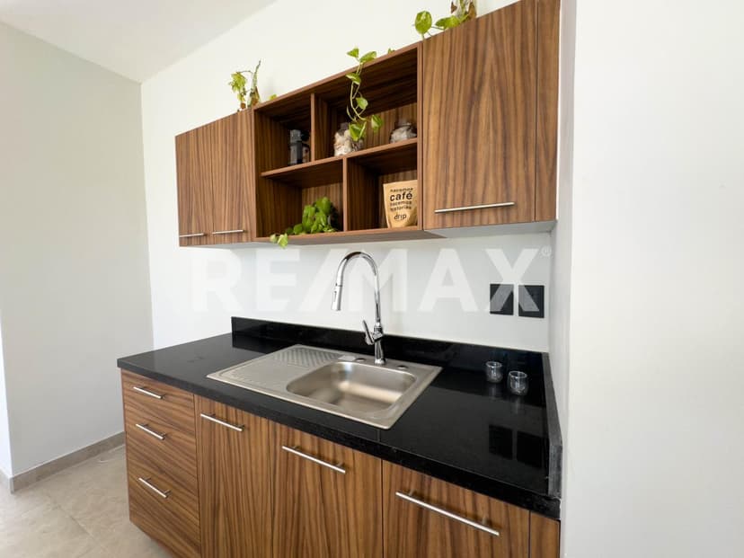 Casa en venta en privada de 4 recámaras