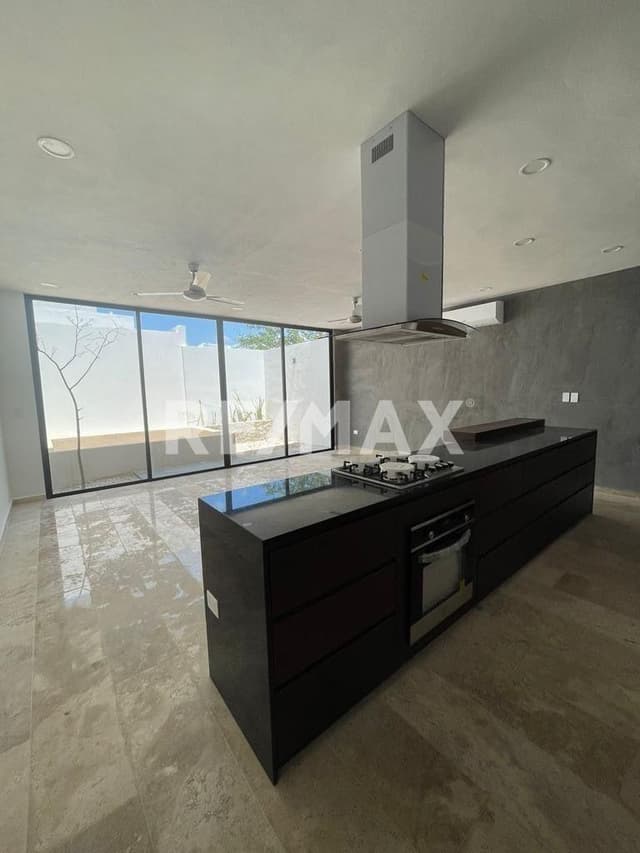 Townhouse en Temozón norte