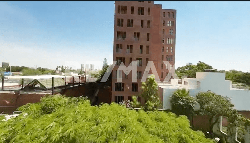 DEPARTAMENTO 81  EN VENTA EN CASA TEJADA, COL. ARCOS VALLARTA