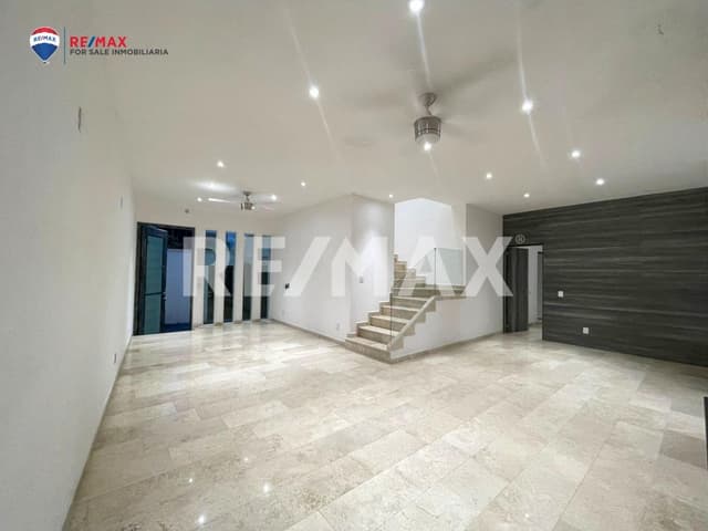 Venta de casa, Fracc. Fincas, Jiutepec, Morelos...Clave 5215