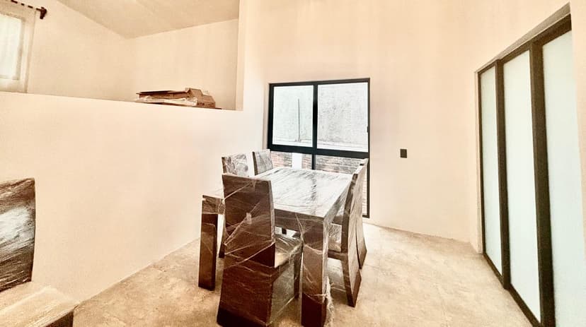 Gallery main