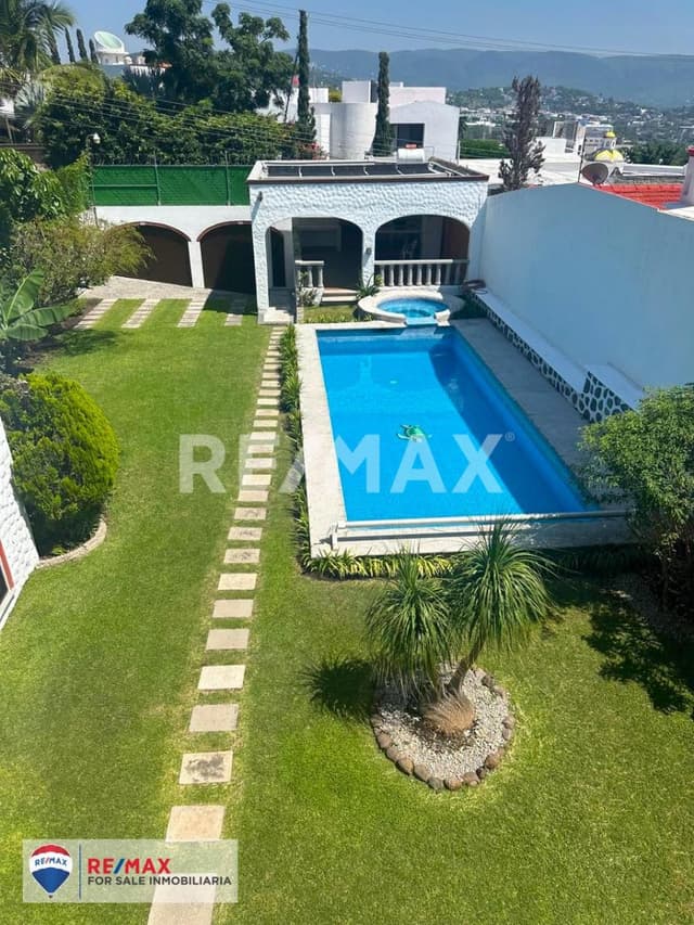 Venta de casa en Burgos, Temixco, Morelos...Clave 5262 