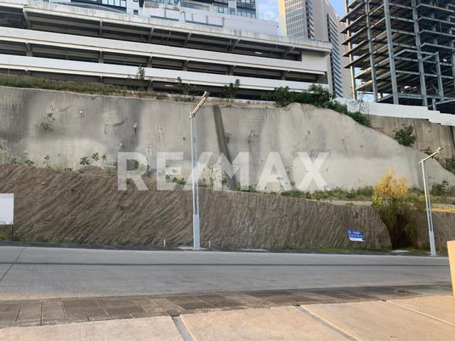 TERRENO EN VENTA EN BOSQUE REAL, HUIXQUILUCAN 