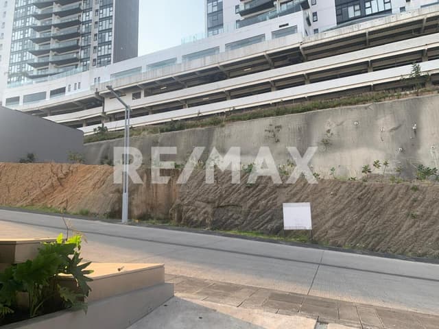 TERRENO EN VENTA EN BOSQUE REAL, HUIXQUILUCAN 