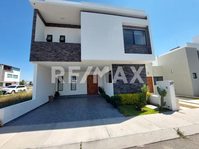 Casa en Venta en Condominio privado en Zen Life 1