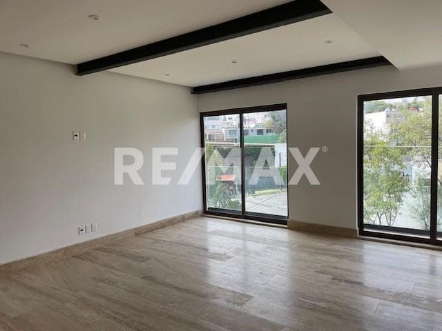 Exclusivo PH, en Avenida de las Fuentes, Estrenelo