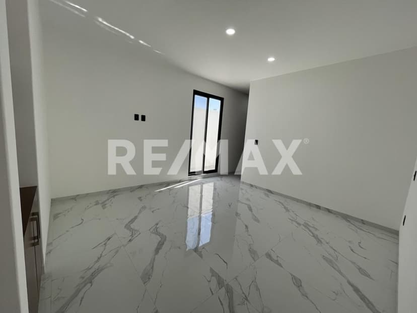Gallery preview 3