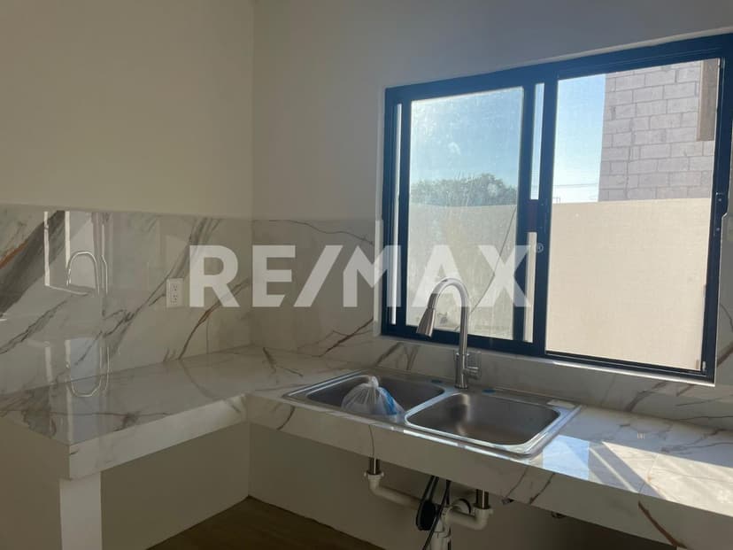 Casa en venta, Colonia Jardines de champayan, Ciudad Tampico.