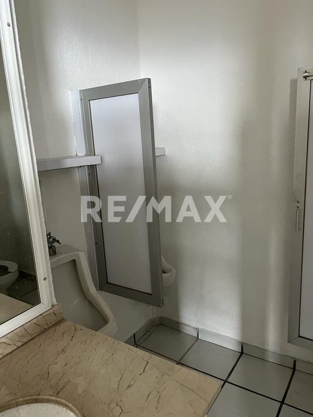 OFICINA EN RENTA EN PROLONGACION SAN ANTONIO COLONIA CAROLA CIUDAD DE MEXICO