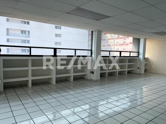 OFICINA EN RENTA EN PROLONGACION SAN ANTONIO COLONIA CAROLA CIUDAD DE MEXICO