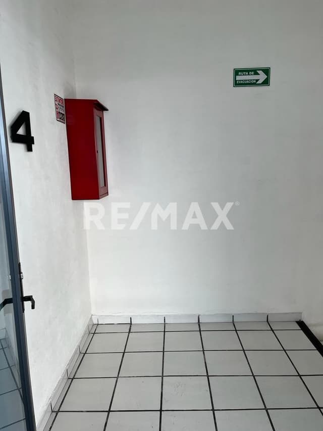 OFICINA EN RENTA EN PROLONGACION SAN ANTONIO COLONIA CAROLA CIUDAD DE MEXICO