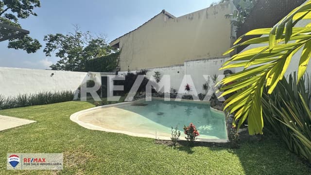 Venta de casa en Fraccionamiento, Palmira, Cuernavaca, Morelos...Clave 5304