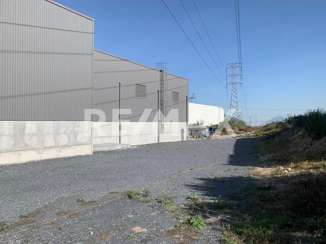 RENTA DE NAVE INDUSTRIAL  AAA  NUEVA  EN  SANTA  CATARINA