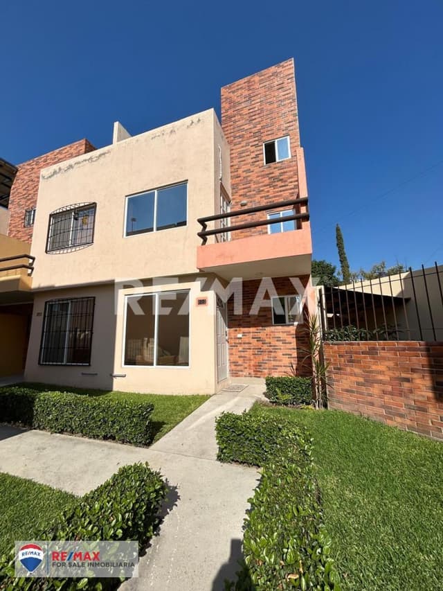 Venta de casa en condominio, Emiliano Zapata, Morelos...Clave 5316