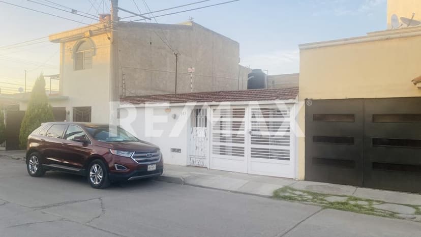 Casa en venta una sola planta Frac Vergel del Desierto